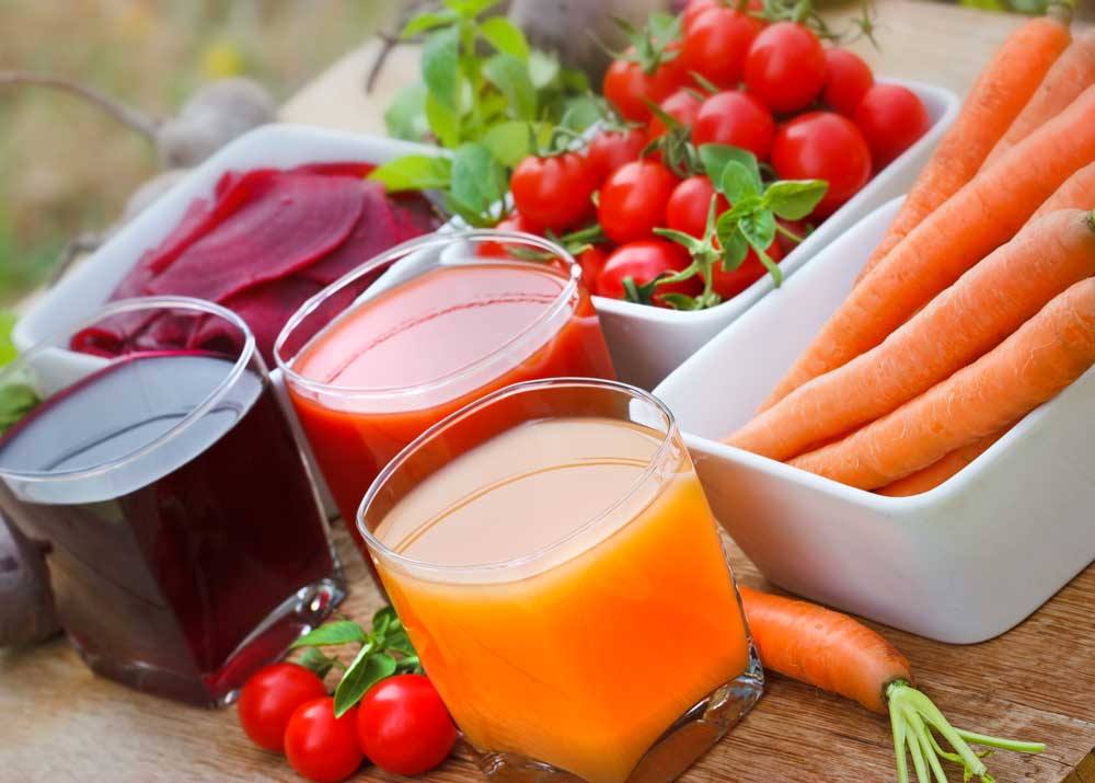 Fresh juices and smoothies for health and energy